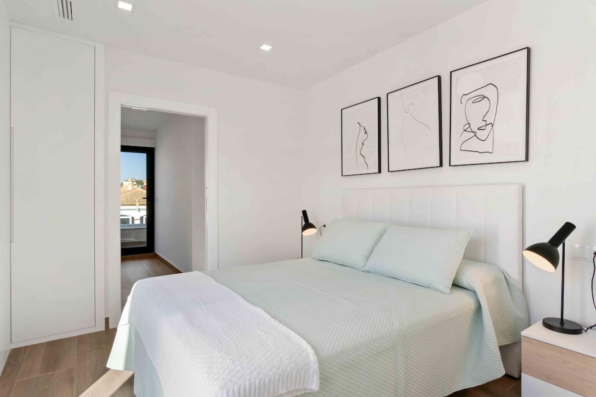 3 !bedroom Reihenhäuser ! EN Los Montesinos in Medvilla Spanje
