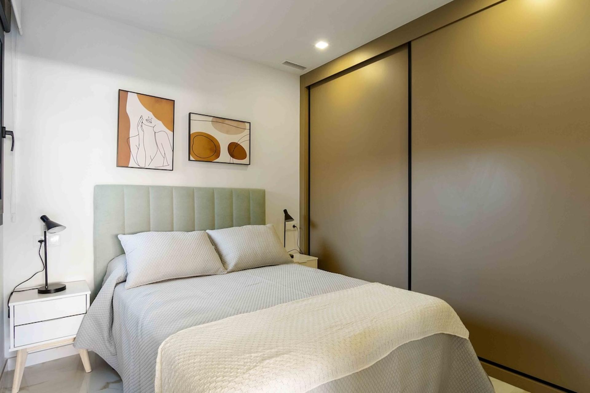 3 !bedroom Reihenhäuser ! EN Los Montesinos in Medvilla Spanje