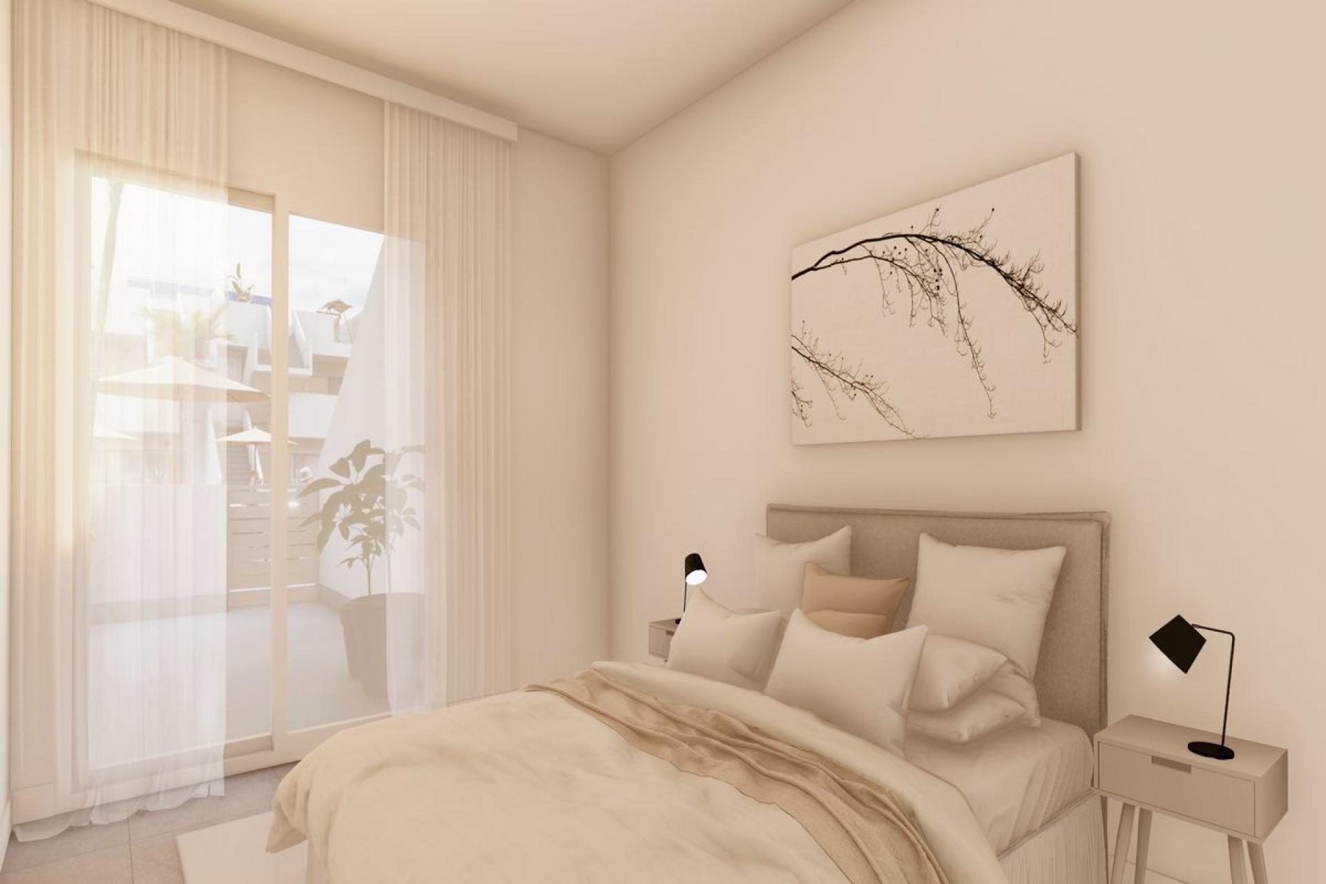 2 !bedroom Wohnung mit Dachterrasse ! EN Roldán in Medvilla Spanje