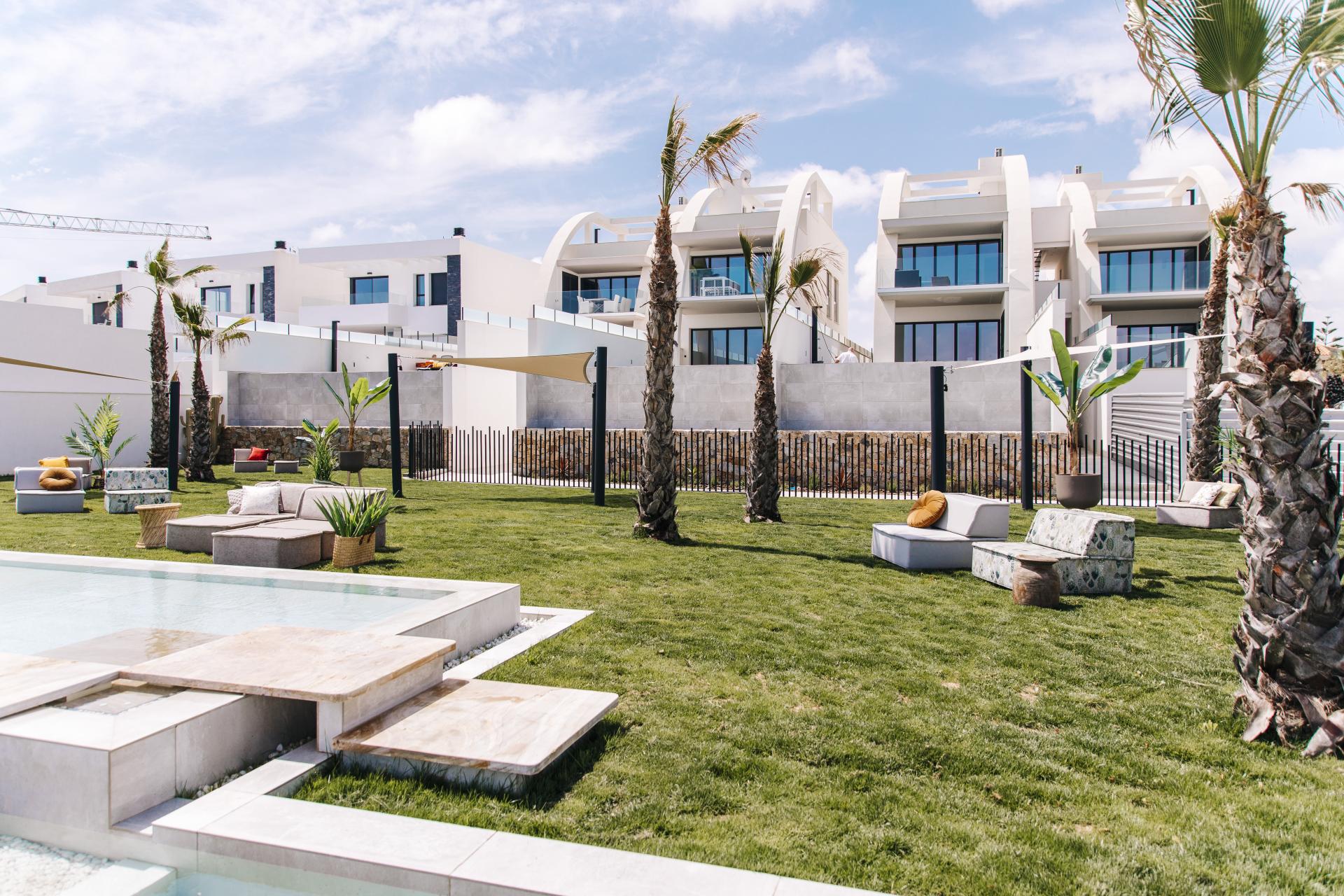 Erdgeschosswohnung mit privatem Pool in Rojales, Alicante (Costa Blanca) in Medvilla Spanje