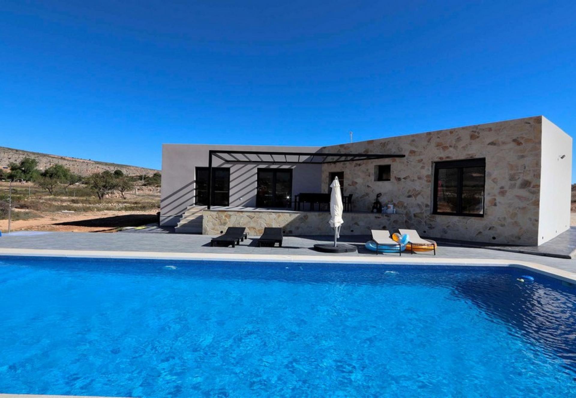 Hypermoderne spanische Villa zum Verkauf in La Romana in Medvilla Spanje