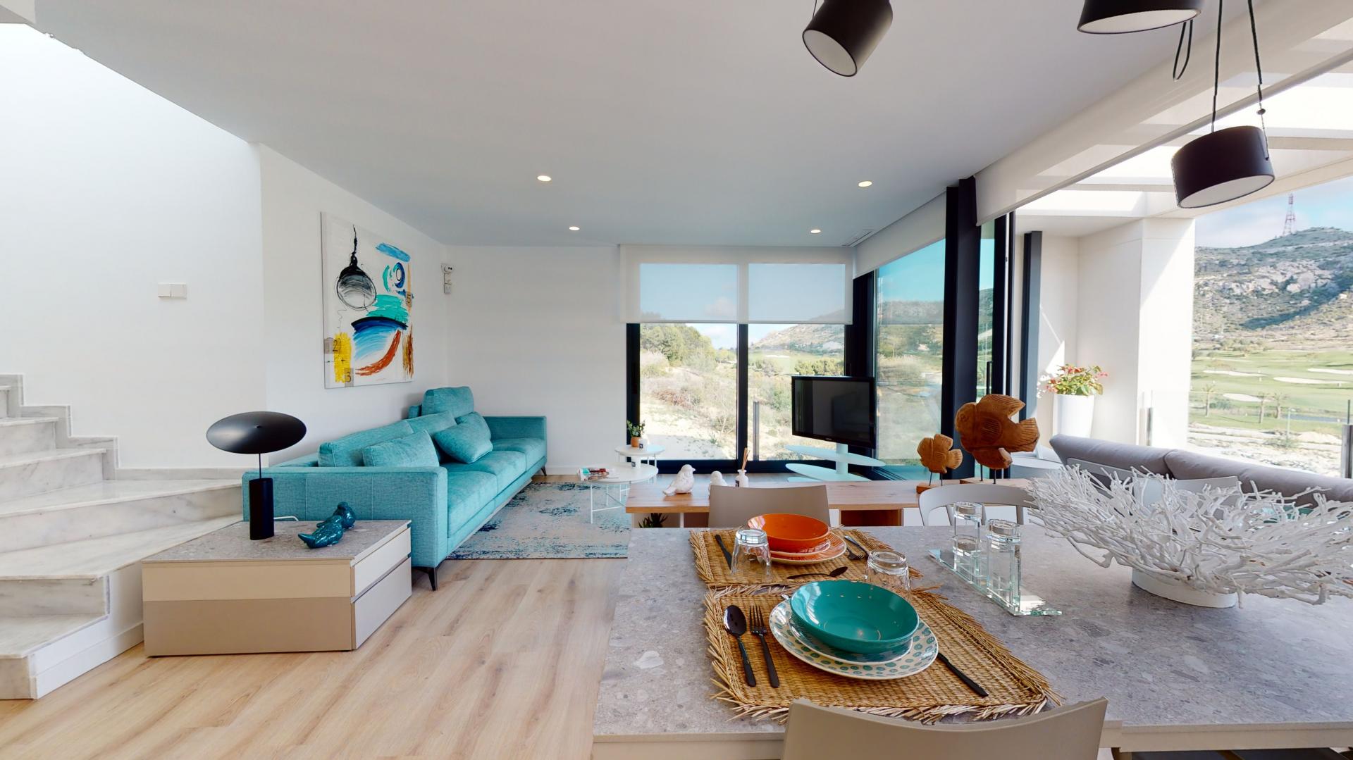 Maisonette-Apartments in der obersten Etage mit herrlichem Blick auf das Golfresort in Medvilla Spanje