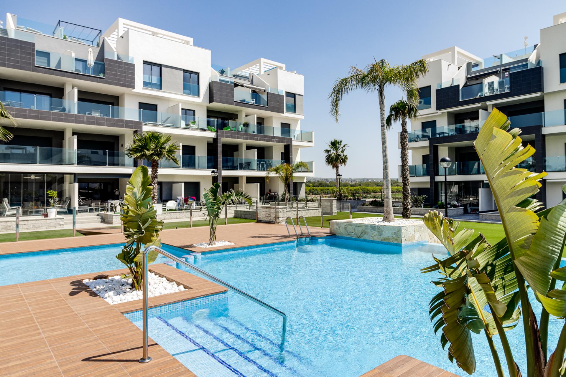 Wohnungen zum Verkauf neue Phase Oasis Beach XV in Medvilla Spanje