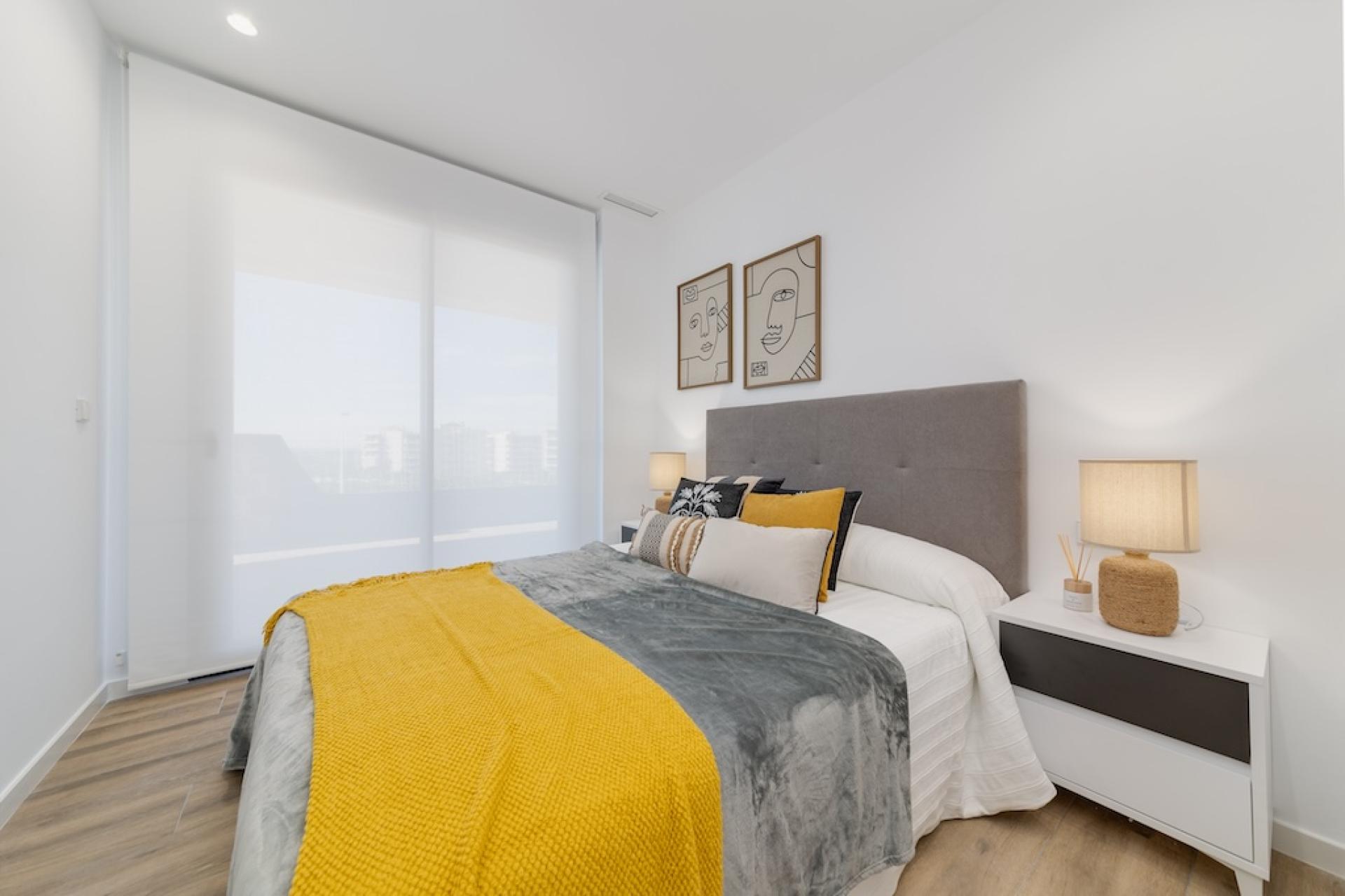 2 Schlafzimmer Wohnung mit Garten In Los Arenales del Sol - Neubau in Medvilla Spanje