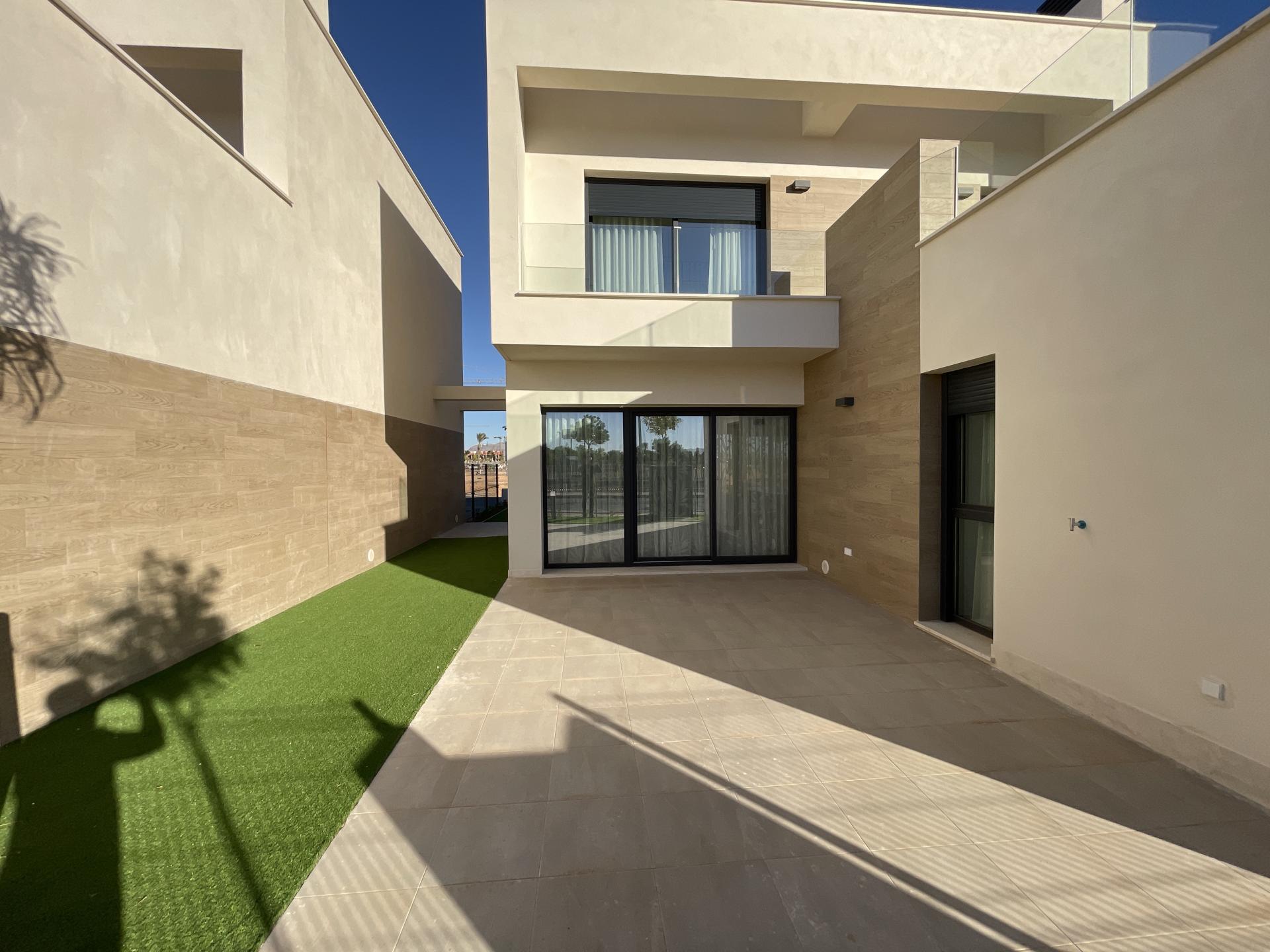 3 Schlafzimmer Villa In Santa Rosalía Resort - Neubau in Medvilla Spanje