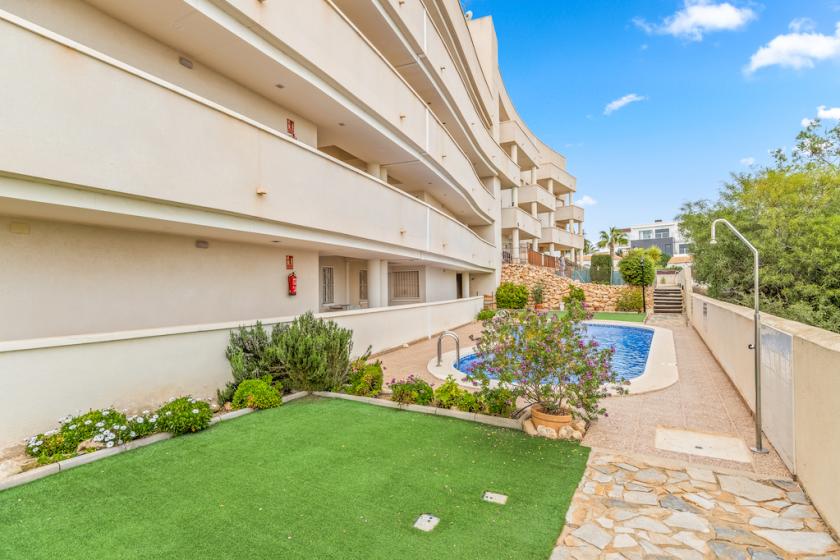 2 Schlafzimmer Apartment mit Terrasse In Orihuela Costa in Medvilla Spanje