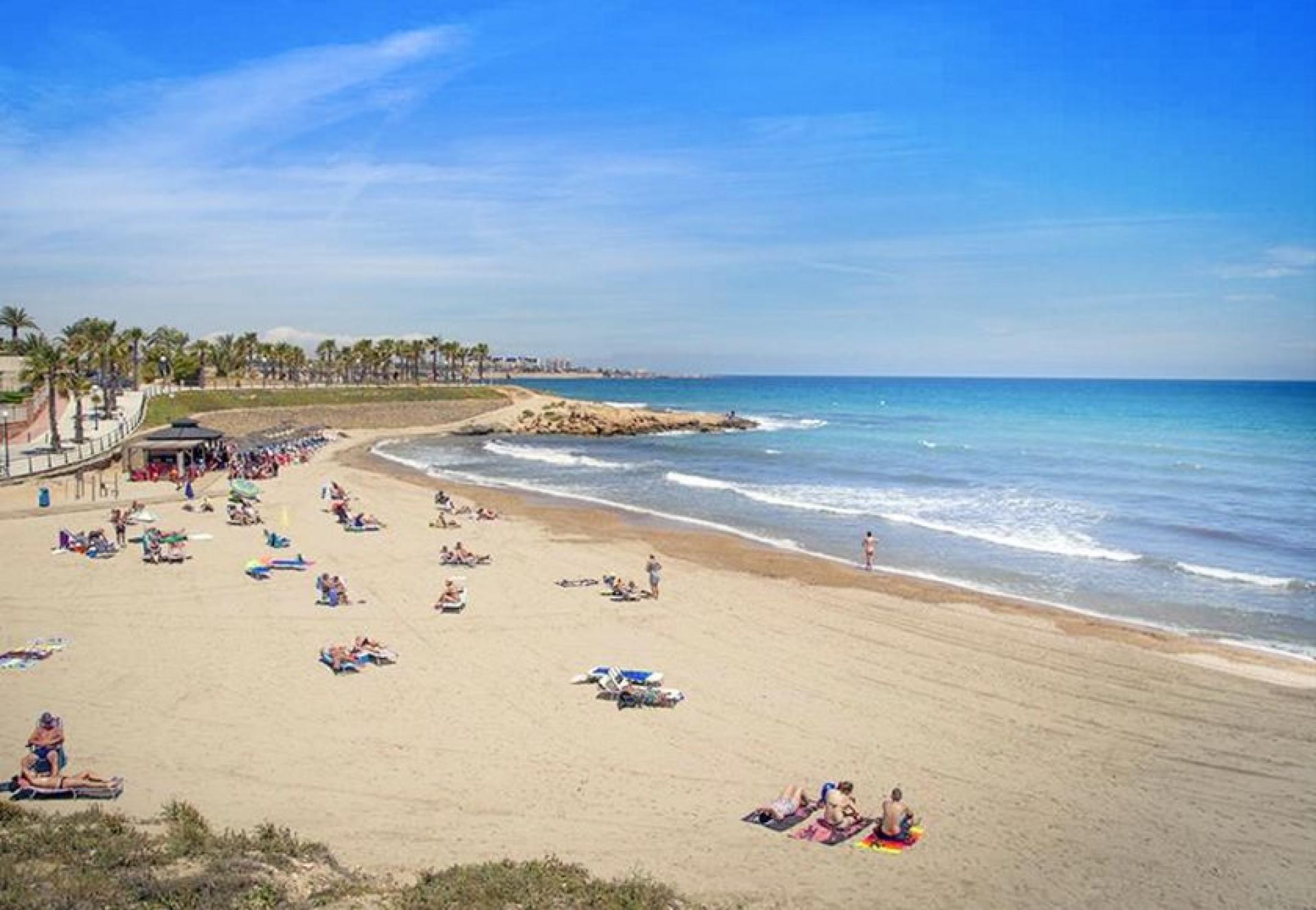 Apartments 500 m vom Strand entfernt in Playa Flamenca, Orihuela in Medvilla Spanje